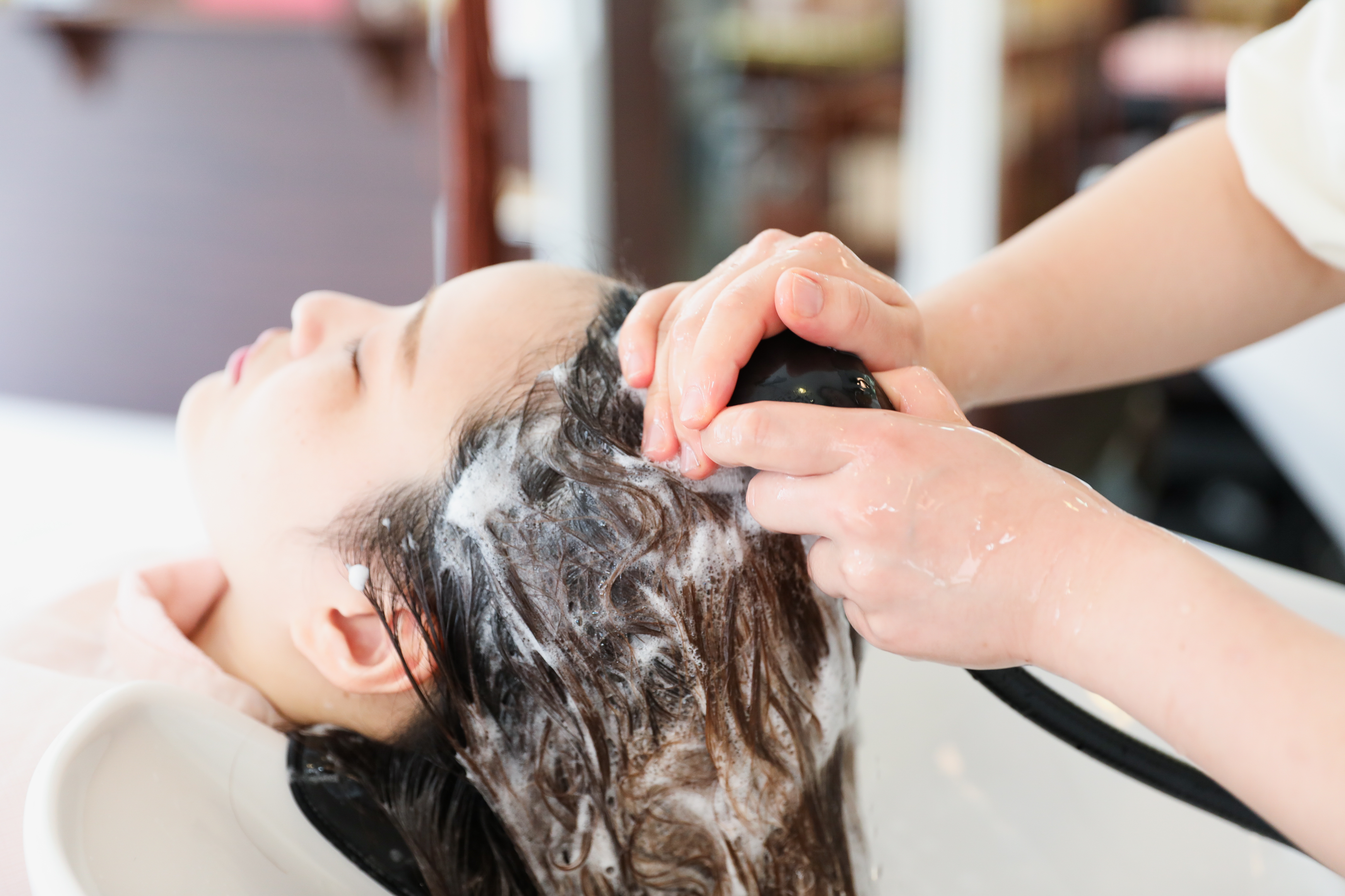 神戸市東灘区で日本一気持ち良いシャンプーを体験できる美容室COSMOSのこだわり