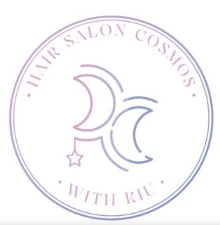 神戸国際大学上田ゼミ×COSMOSコラボ　マーケティングチームロゴ