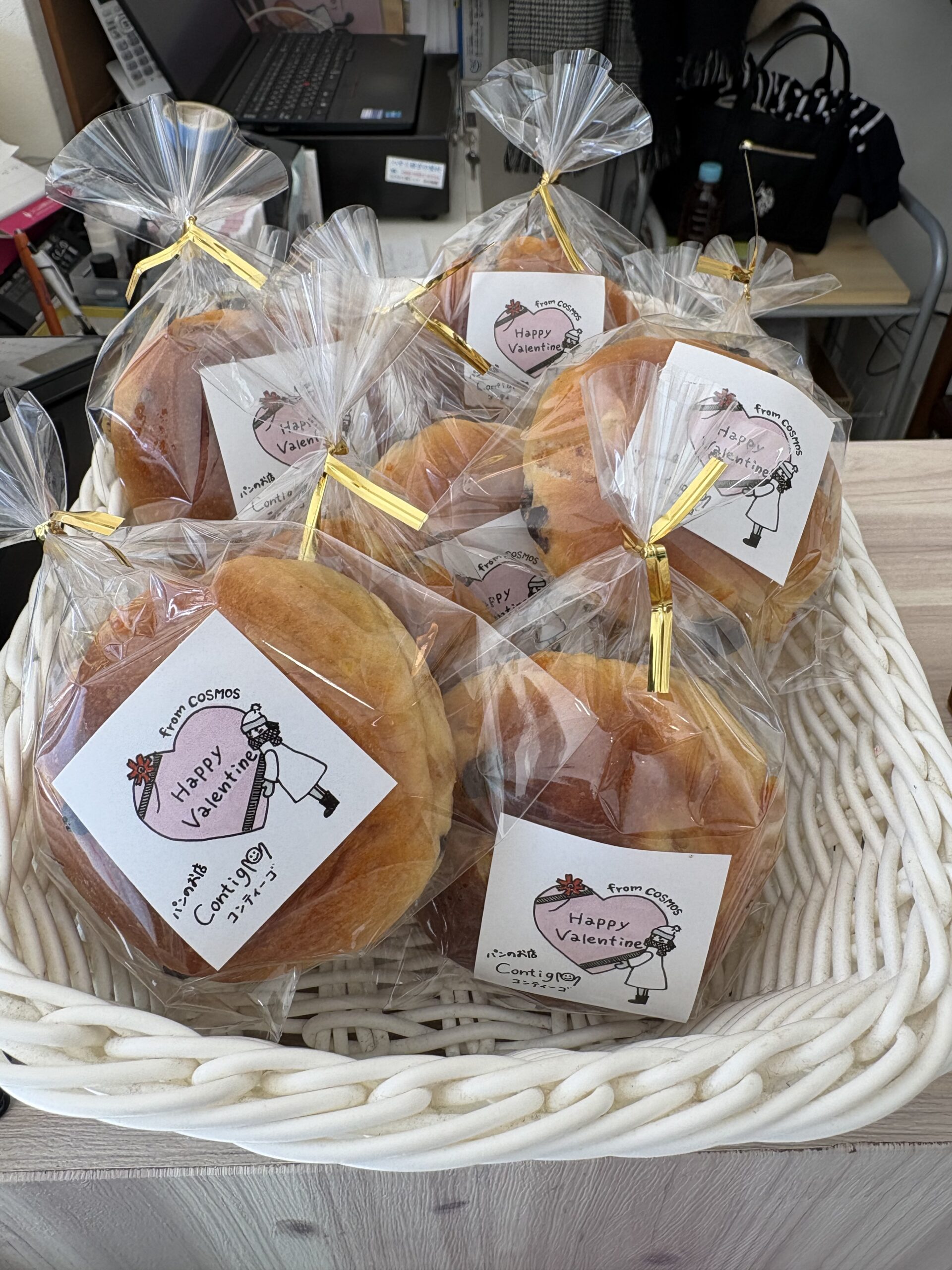 【バレンタイン限定】人気パン屋さん特製チョコブリオッシュプレゼント♡｜東灘区・摂津本山 美容室COSMOS